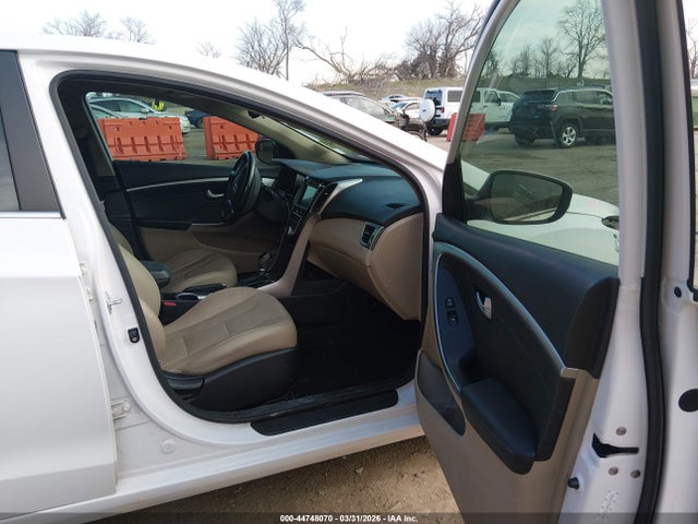 KMHD35LH8EU173283 Hyundai ELANTRA GT