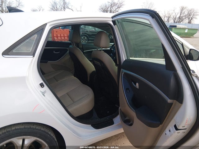 KMHD35LH8EU173283 Hyundai ELANTRA GT