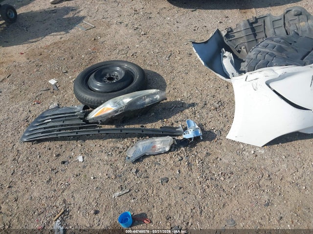 44748076 :رقم المزاد ، 4T1BF1FK1HU620300 vin ، 2017 Toyota Camry Le مزاد بيع