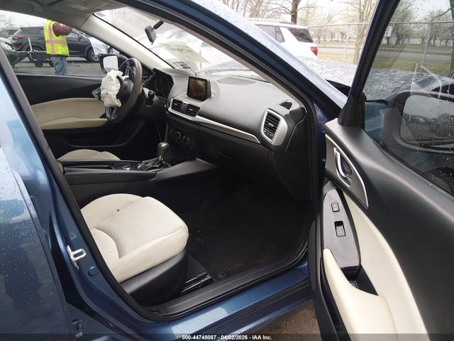44748087 :رقم المزاد ، 3MZBN1U75HM124732 vin ، 2017 Mazda Mazda3 Sport مزاد بيع