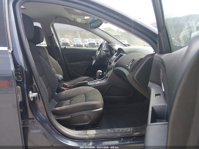 2014 CHEVROLET CRUZE 1G1PC5SB4E7233064 Photo 4
