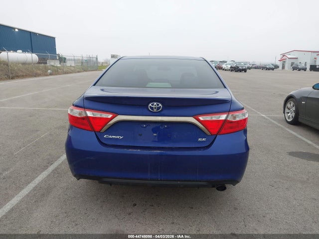 Aukcja sprzedaży 2015 Toyota Camry Se, vin: 4T1BF1FK8FU965854, numer aukcji: 44748098