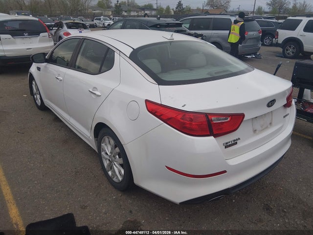 2015 Kia Optima Ex მანქანა იყიდება აუქციონზე, vin: 5XXGN4A77FG392579, აუქციონის ნომერი: 44748112