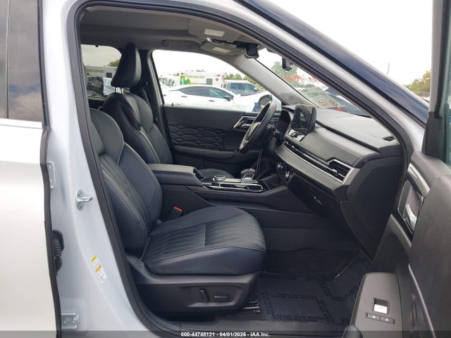 44748121 :رقم المزاد ، JA4J3WA80SZ020809 vin ، 2025 Mitsubishi Outlander Sel 2.5 2wd مزاد بيع