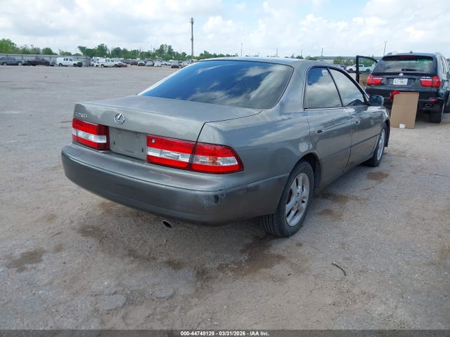 Продажа на аукционе авто 2001 Lexus Es 300, vin: JT8BF28GX15104602, номер лота: 44748128
