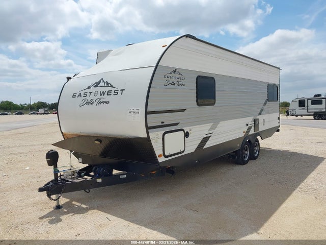5ZT2DEJB2N9008595 Forest River Della Terra M-200rd