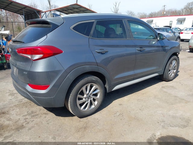 Продажа на аукционе авто 2017 Hyundai Tucson Se Plus, vin: KM8J3CA40HU548269, номер лота: 44748193