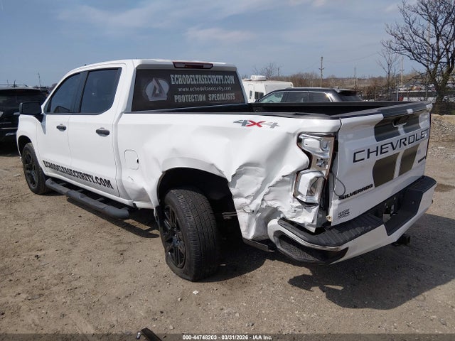 1GCPYBEKXMZ329545 Chevrolet Silverado 1500 4wd Standard Bed Custom