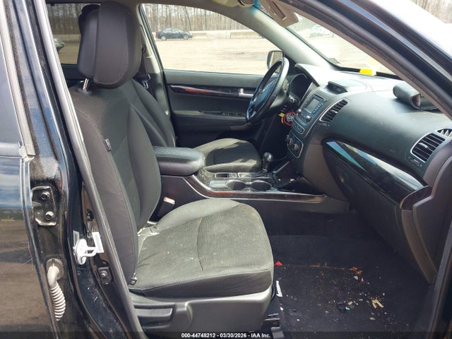 2015 KIA SORENTO 5XYKT4A73FG576994 Photo 4