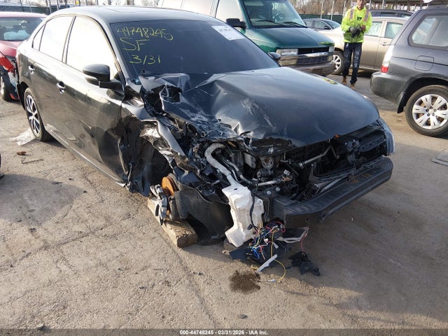 44748245 :رقم المزاد ، 3VWDP7AJ8CM383651 vin ، 2012 Volkswagen Jetta 2.5l Se مزاد بيع