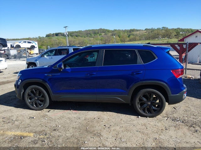44748256 :رقم المزاد ، 3VVTX7B28NM094621 vin ، 2022 Volkswagen Taos 1.5t Se مزاد بيع