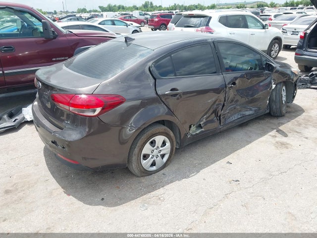 Продаж на аукціоні авто 2017 Kia Forte Lx, vin: 3KPFK4A7XHE085214, номер лоту: 44748305