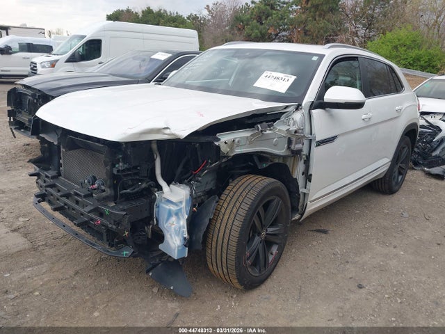 Продаж на аукціоні авто 2022 Volkswagen Atlas Cross Sport 3.6l V6 Sel R-line, vin: 1V2SE2CA9NC213625, номер лоту: 44748313