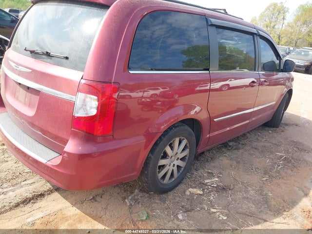 2015 Chrysler Town & Country Touring მანქანა იყიდება აუქციონზე, vin: 2C4RC1BG5FR628326, აუქციონის ნომერი: 44748327
