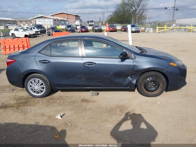 Продаж на аукціоні авто 2019 Toyota Corolla Le, vin: 2T1BURHE3KC243232, номер лоту: 44748341