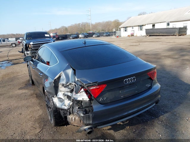 2013 AUDI A7 WAU2GAFC1DN081043 Photo 2