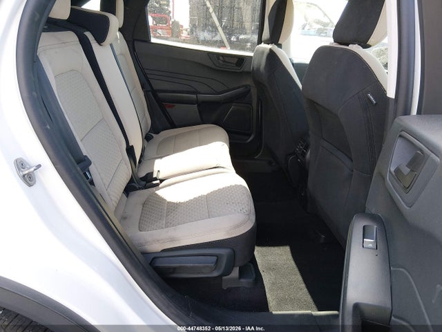 Продажа на аукционе авто 2022 Ford Escape Se Hybrid, vin: 1FMCU0BZ7NUA83421, номер лота: 44748352