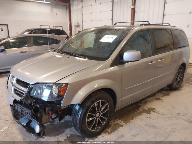 Продажа на аукционе авто 2016 Dodge Grand Caravan R/t, vin: 2C4RDGEG1GR242872, номер лота: 44748357