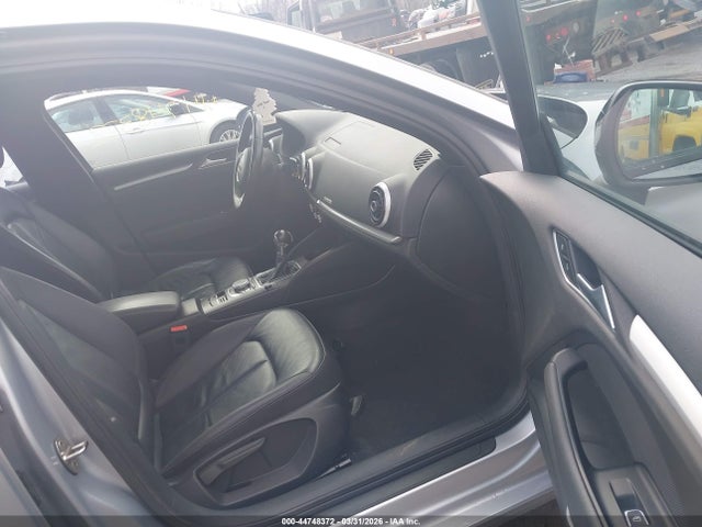 2016 Audi A3 2.0t Premium მანქანა იყიდება აუქციონზე, vin: WAUB8GFF0G1062781, აუქციონის ნომერი: 44748372