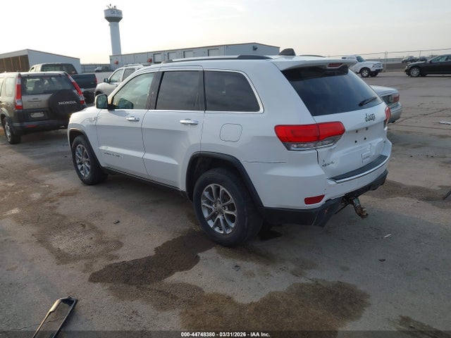 2015 JEEP GRAND CHEROKEE 1C4RJFBG7FC612690 Photo 2