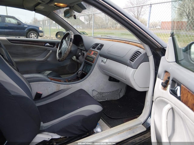 Продажа на аукционе авто 2002 Mercedes-benz Clk 320, vin: WDBLK65G52T109859, номер лота: 44748401