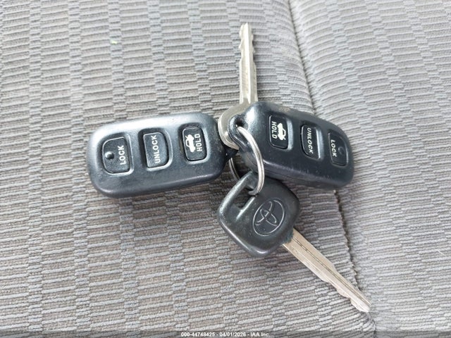 44748425 :رقم المزاد ، 4T1BE32K65U529166 vin ، 2005 Toyota Camry Le مزاد بيع