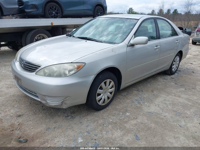 44748425 :رقم المزاد ، 4T1BE32K65U529166 vin ، 2005 Toyota Camry Le مزاد بيع