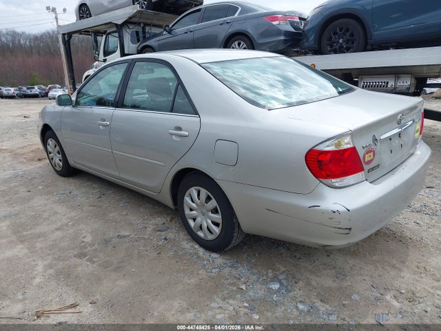 44748425 :رقم المزاد ، 4T1BE32K65U529166 vin ، 2005 Toyota Camry Le مزاد بيع