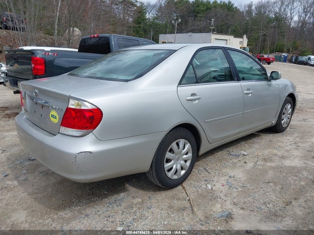 44748425 :رقم المزاد ، 4T1BE32K65U529166 vin ، 2005 Toyota Camry Le مزاد بيع