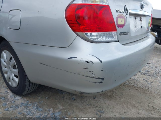 44748425 :رقم المزاد ، 4T1BE32K65U529166 vin ، 2005 Toyota Camry Le مزاد بيع