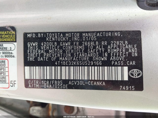 44748425 :رقم المزاد ، 4T1BE32K65U529166 vin ، 2005 Toyota Camry Le مزاد بيع