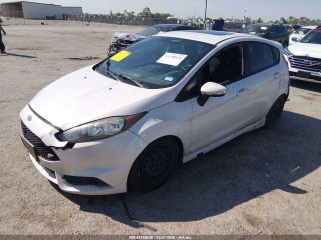 2016 Ford Fiesta St მანქანა იყიდება აუქციონზე, vin: 3FADP4GX0GM194937, აუქციონის ნომერი: 44748436