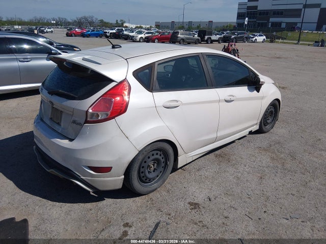 2016 Ford Fiesta St მანქანა იყიდება აუქციონზე, vin: 3FADP4GX0GM194937, აუქციონის ნომერი: 44748436