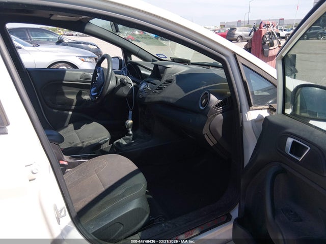 2016 Ford Fiesta St მანქანა იყიდება აუქციონზე, vin: 3FADP4GX0GM194937, აუქციონის ნომერი: 44748436