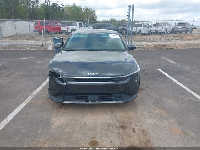 2025 Kia K4 Ex მანქანა იყიდება აუქციონზე, vin: 3KPFU4DE1SE016195, აუქციონის ნომერი: 44748473