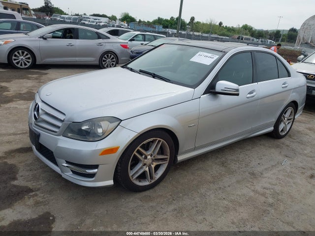 Продажа на аукционе авто 2012 Mercedes-benz C 350 Sport, vin: WDDGF5HB2CR204790, номер лота: 44748480