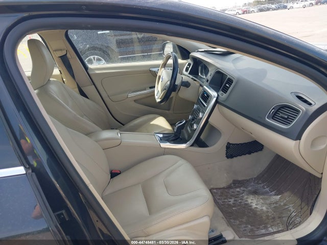 Volvo S60 T5 Premier 2015 YV126MFKXF1346898 Image 5