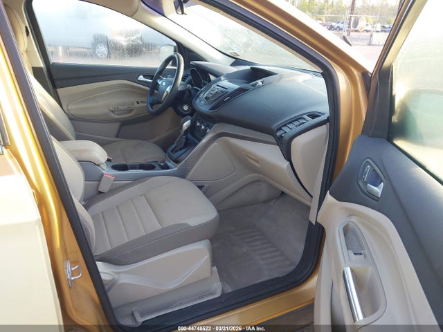 44748522 :رقم المزاد ، 1FMCU0G75GUC51745 vin ، 2016 Ford Escape Se مزاد بيع
