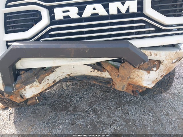 44748530 :رقم المزاد ، 3C6UR5FJ4JG193374 vin ، 2018 Ram 2500 Laramie  4x4 6'4 Box مزاد بيع