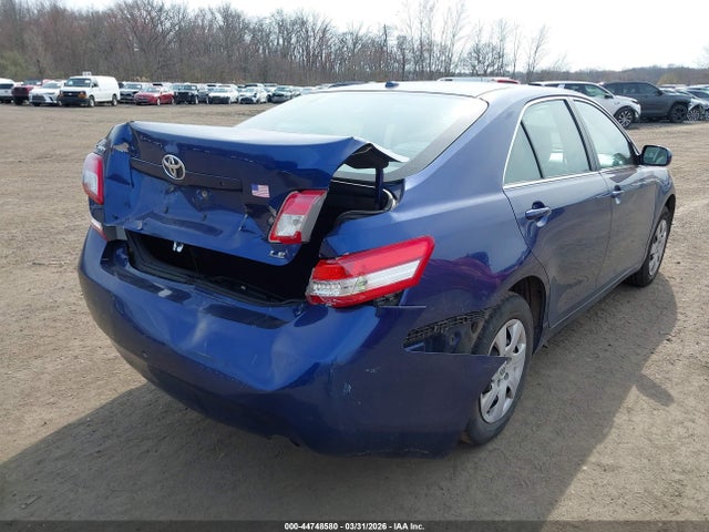 44748580 :رقم المزاد ، 4T4BF3EK1AR051361 vin ، 2010 Toyota Camry Le مزاد بيع