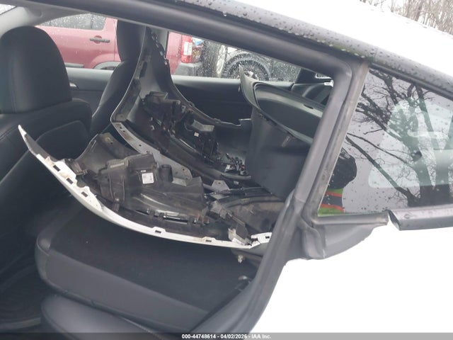 Продажа на аукционе авто 2023 Tesla Model 3 Rear-wheel Drive, vin: 5YJ3E1EA3PF565991, номер лота: 44748614