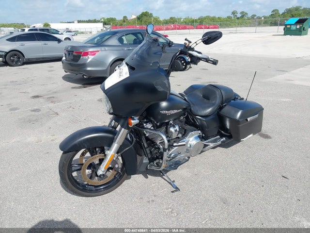 2017 HARLEY-DAVIDSON FLHXS 1HD1KRC17HB641054 Photo 1