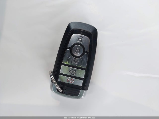 44748650 :رقم المزاد ، 3FA6P0RU5HR129218 vin ، 2017 Ford Fusion Hybrid Titanium مزاد بيع