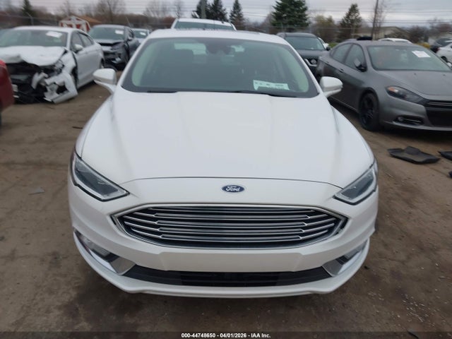44748650 :رقم المزاد ، 3FA6P0RU5HR129218 vin ، 2017 Ford Fusion Hybrid Titanium مزاد بيع