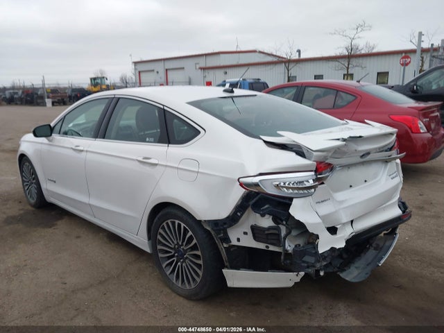 44748650 :رقم المزاد ، 3FA6P0RU5HR129218 vin ، 2017 Ford Fusion Hybrid Titanium مزاد بيع