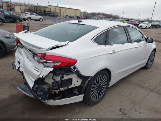44748650 :رقم المزاد ، 3FA6P0RU5HR129218 vin ، 2017 Ford Fusion Hybrid Titanium مزاد بيع