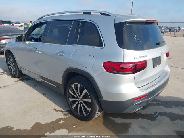 W1N4M4GB4LW047272 Mercedes-Benz GLB 250