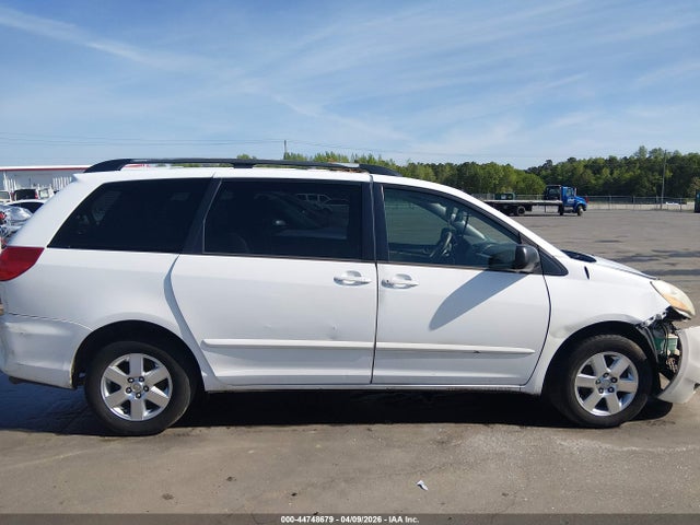 Aukcja sprzedaży 2010 Toyota Sienna Le, vin: 5TDKK4CC6AS335343, numer aukcji: 44748679