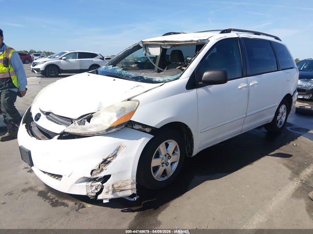 Aukcja sprzedaży 2010 Toyota Sienna Le, vin: 5TDKK4CC6AS335343, numer aukcji: 44748679