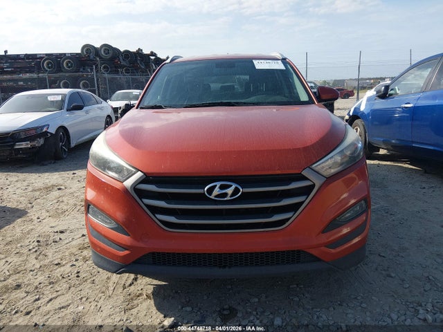 Продажа на аукционе авто 2016 Hyundai Tucson Se, vin: KM8J33A42GU215828, номер лота: 44748718